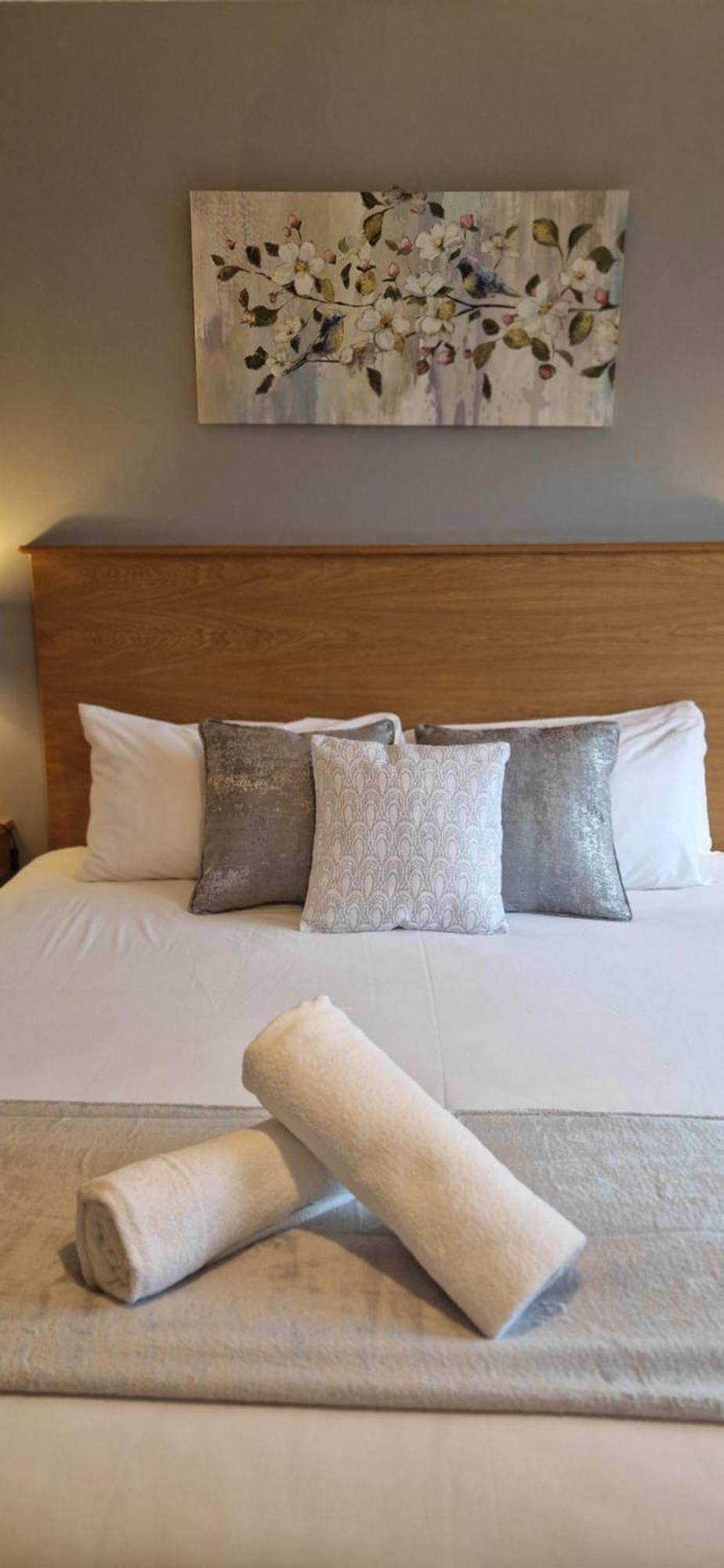 The Cloisters Hotel Dingle Room photo