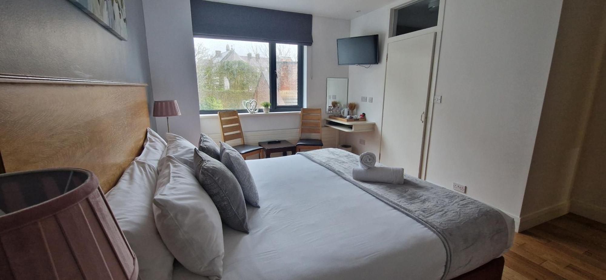 The Cloisters Hotel Dingle Room photo